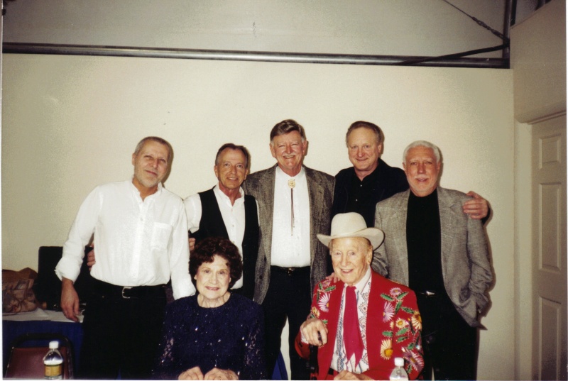 Weldon w Johnny Wright, Kitty Wells, Bobby Wright & Band.jpg